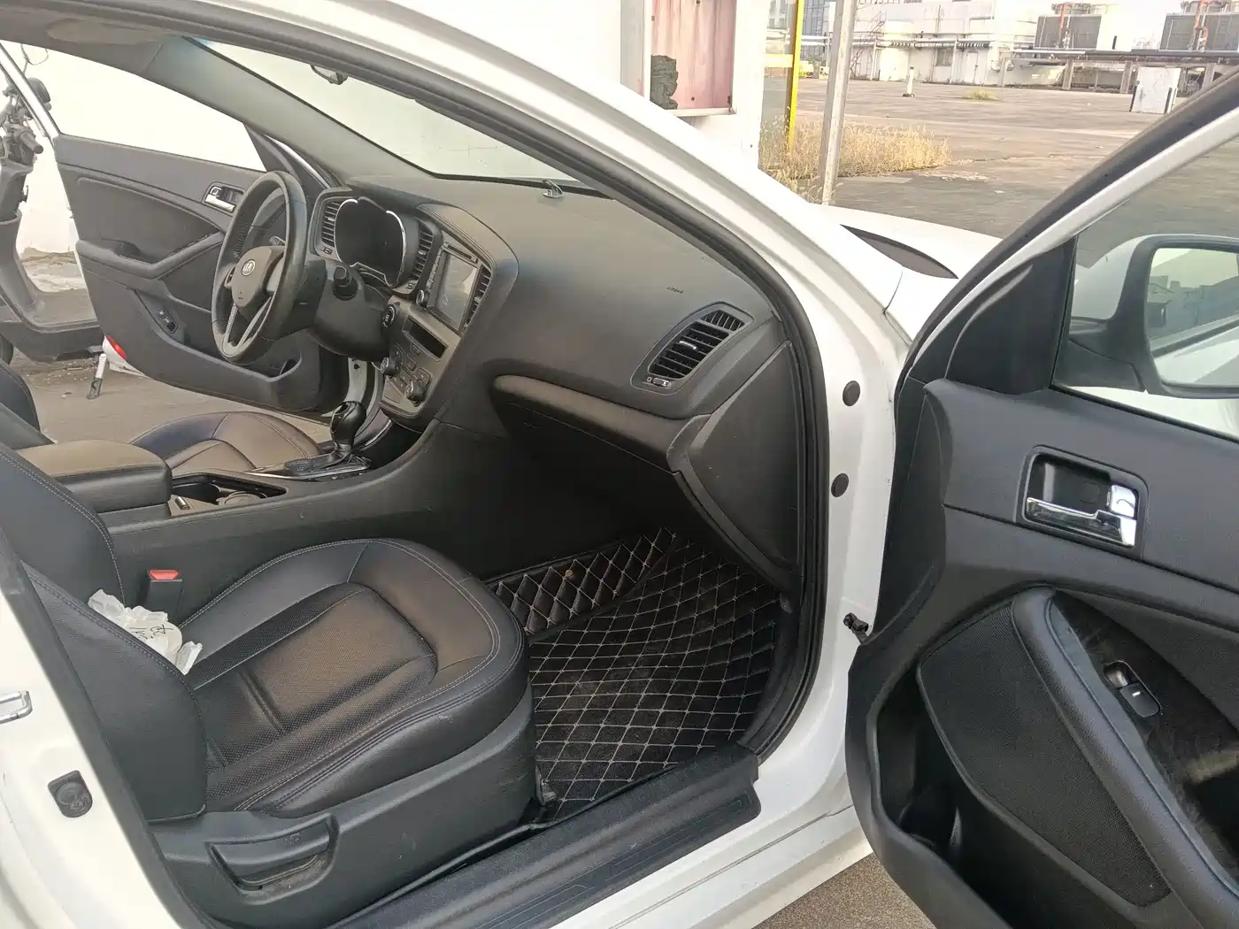 Kia K5 2013 2012 2.0L Automatic DLX