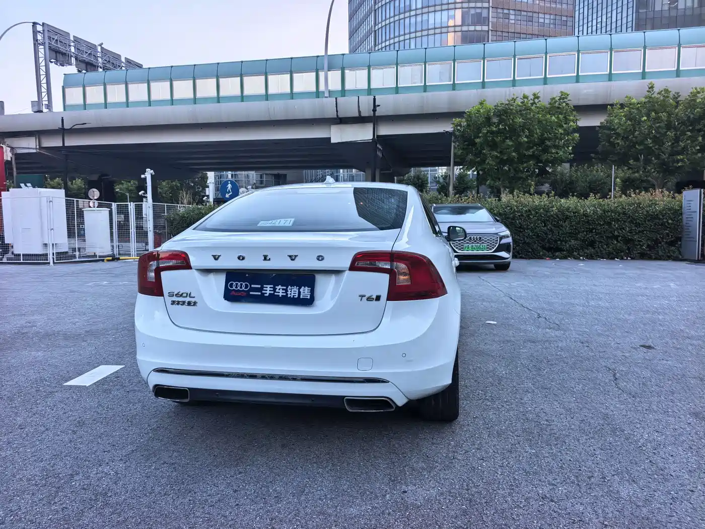 Volvo S60 Plug-in Hybrid 2015 2015 S60L E-Drive Hybrid T6 Intelligent Edition