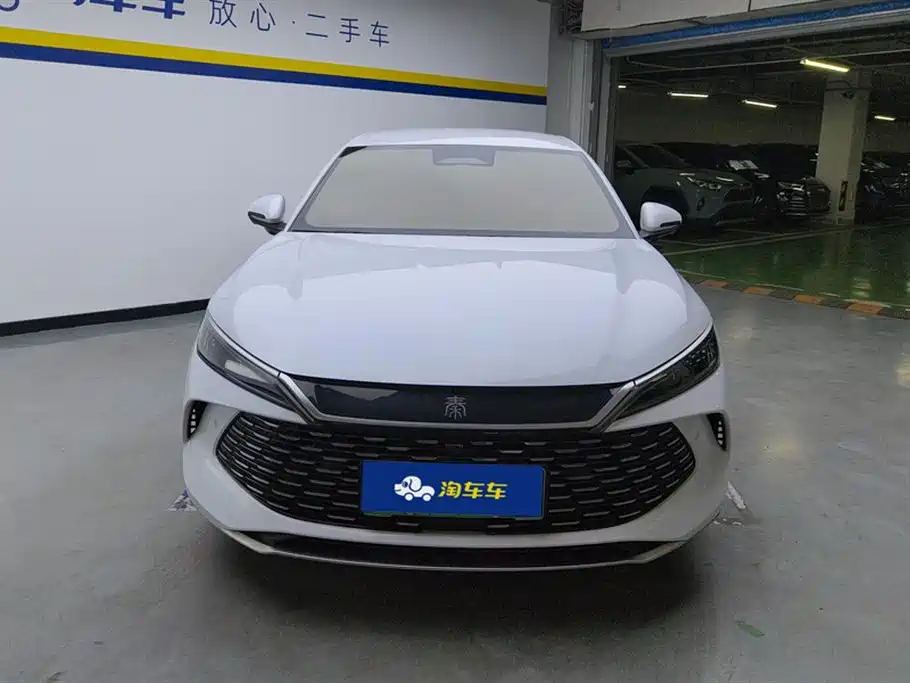 BYD Qin L 2025 DM-i Smart Drive Edition 80KM Leading фото 2