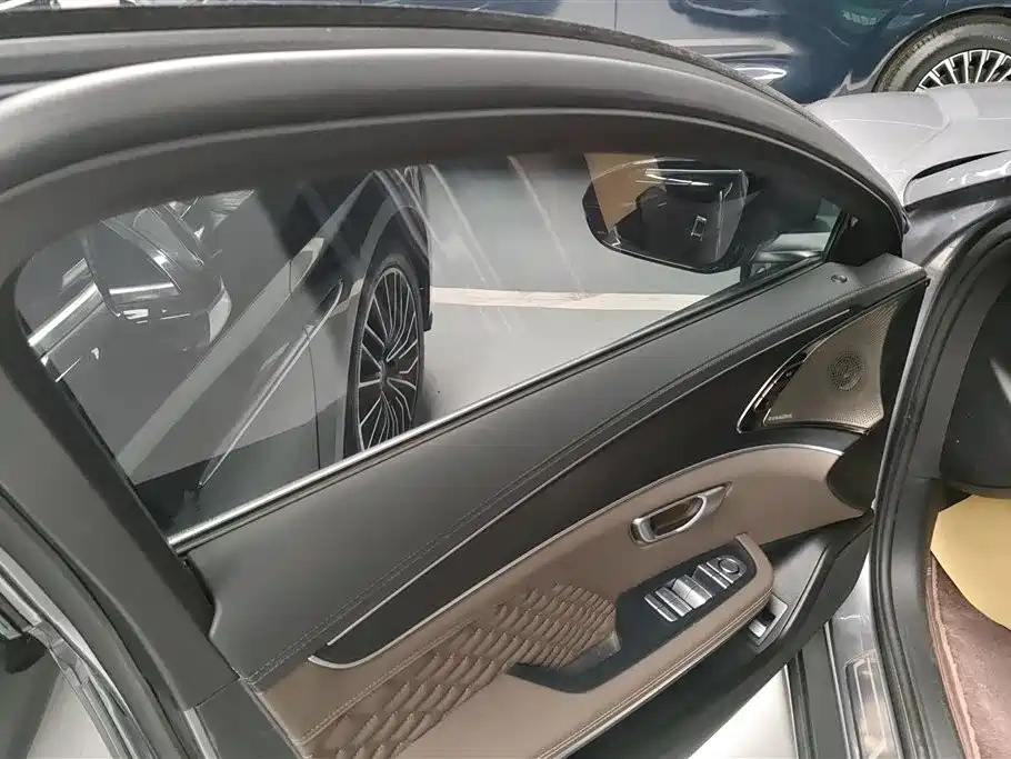 BYD Han 2023 DM-i Champion Edition 200KM Exclusive фото 7