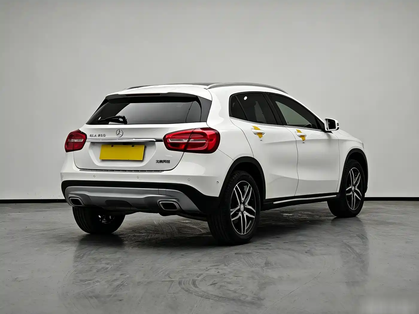Mercedes-Benz GLA 2016 GLA 200 Fashion фото 16