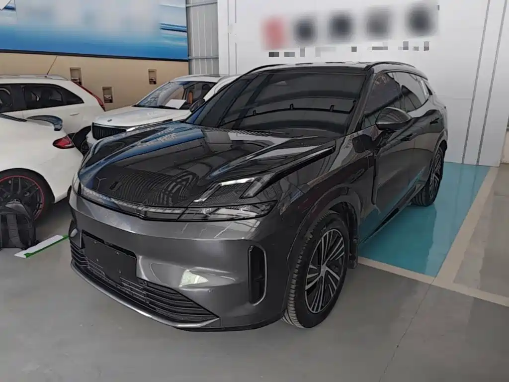 Lynk & Co 08 EM-P 2025 120km Long Range Halo