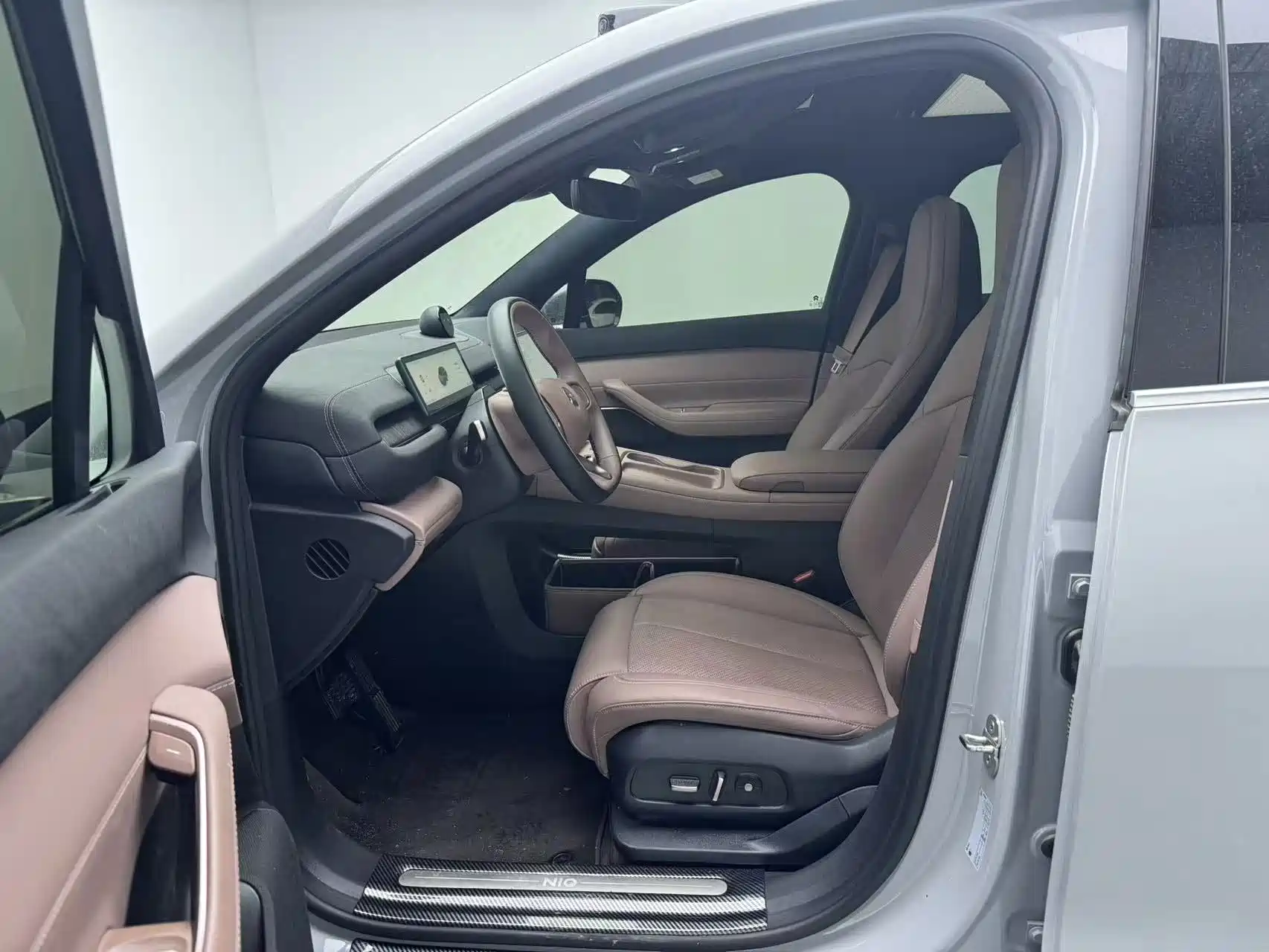 Фото 7 - NIO EC6