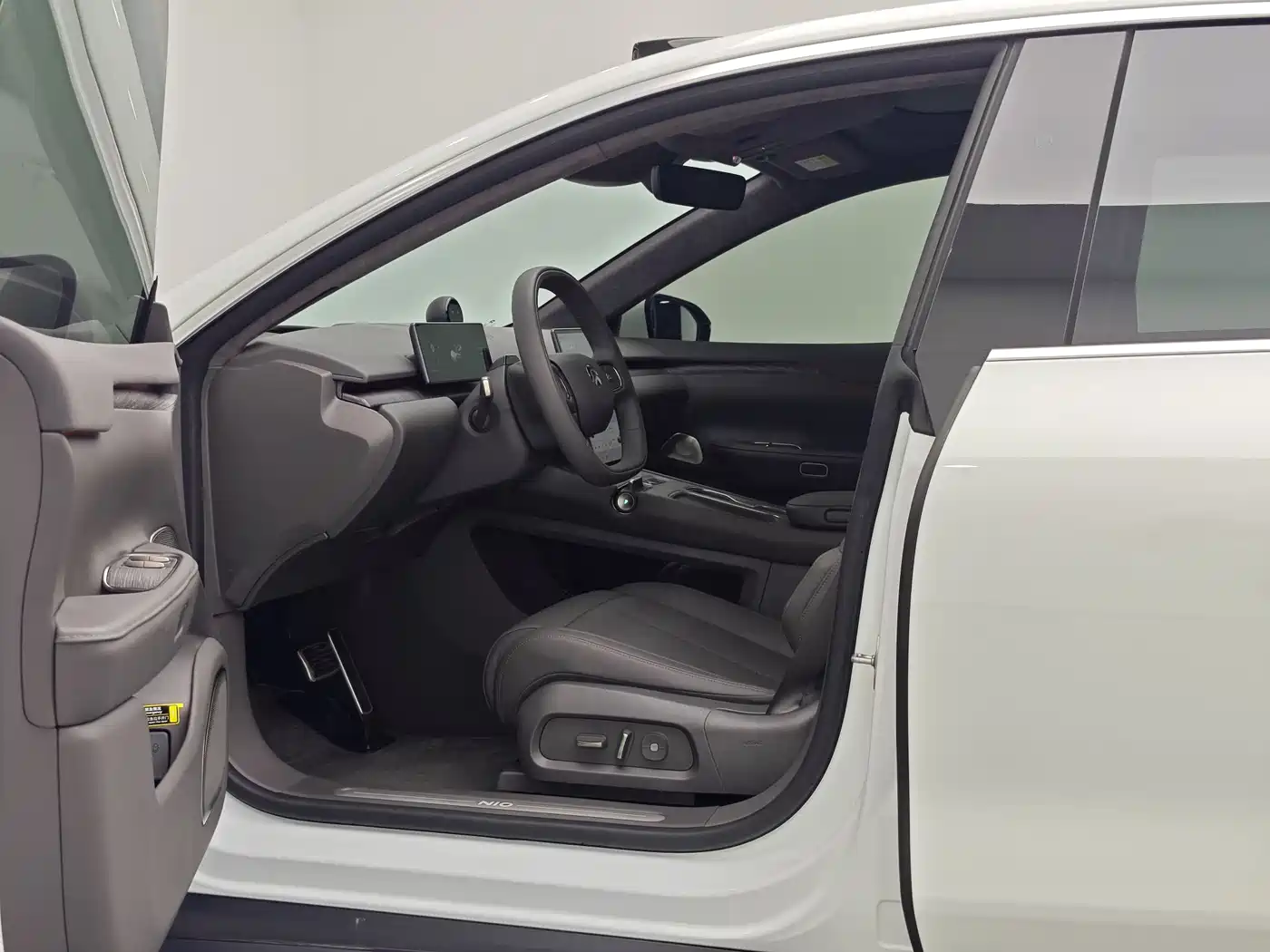 NIO ET7 2024 2024 75kWh Executive Edition