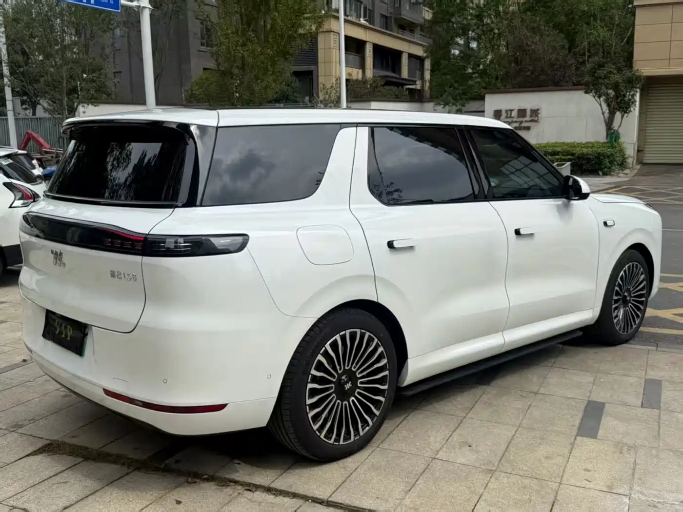 IM Motors IM LS8 2026 2026 Model Base Version 5-seater Long Range Edition