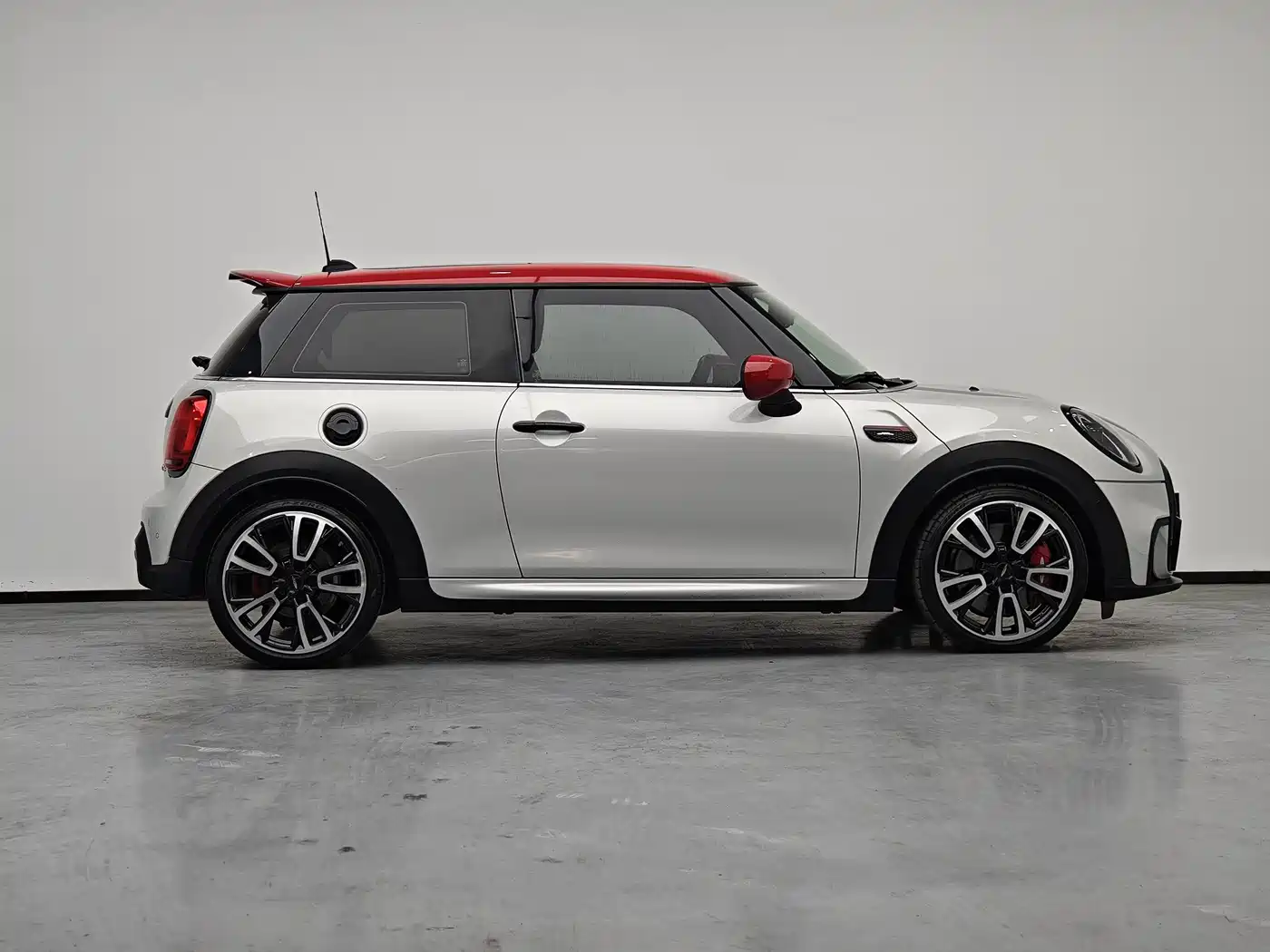 MINI JCW 2022 2.0T JOHN COOPER WORKS ALL-IN фото 17