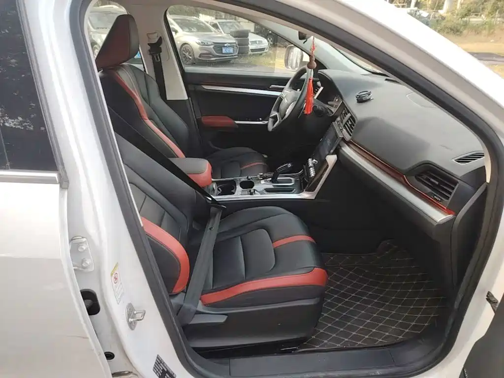 Photo 25 - Haval H4
