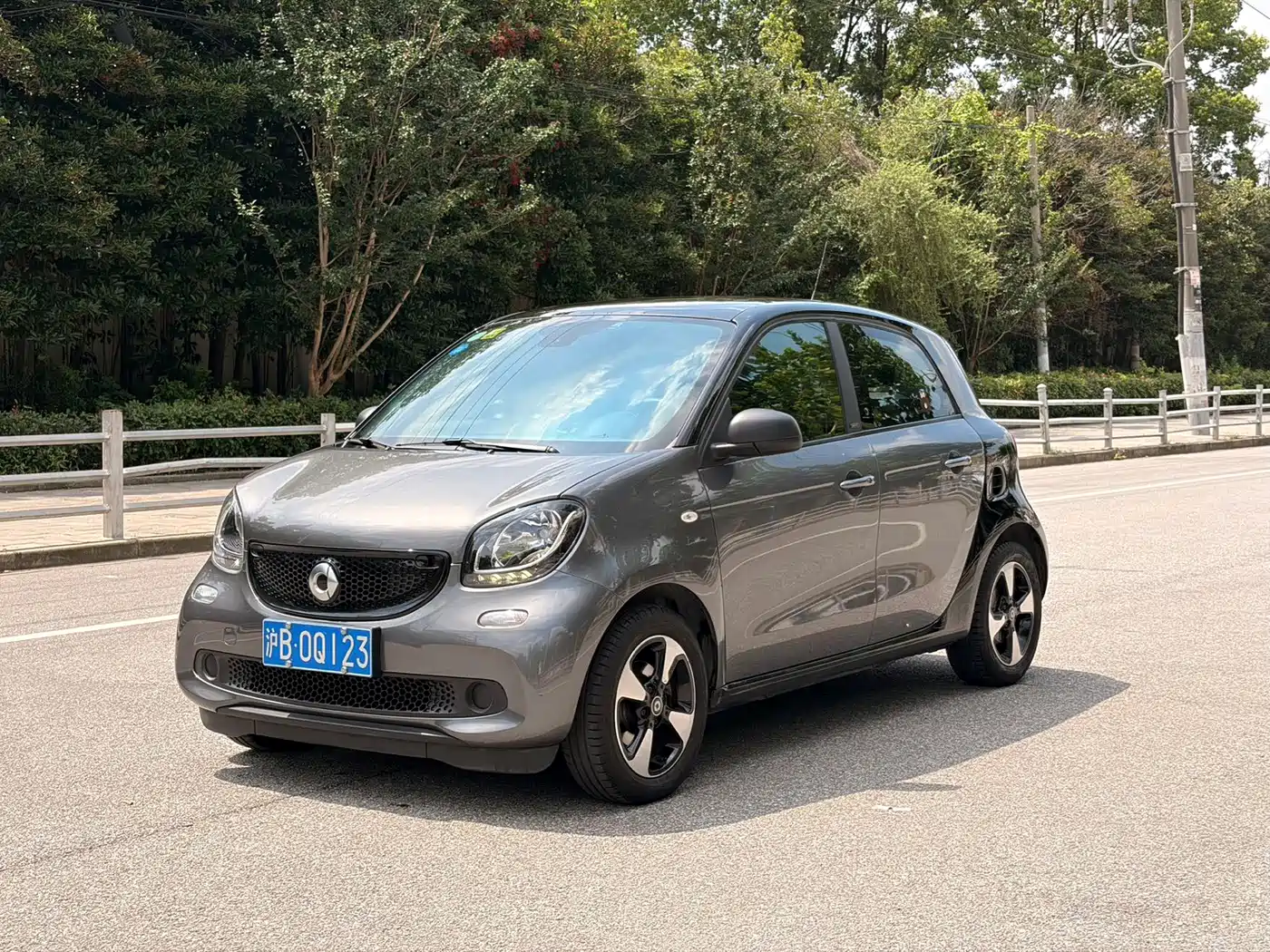 smart forfour 2018 2018 1.0L 52kW Passion Edition
