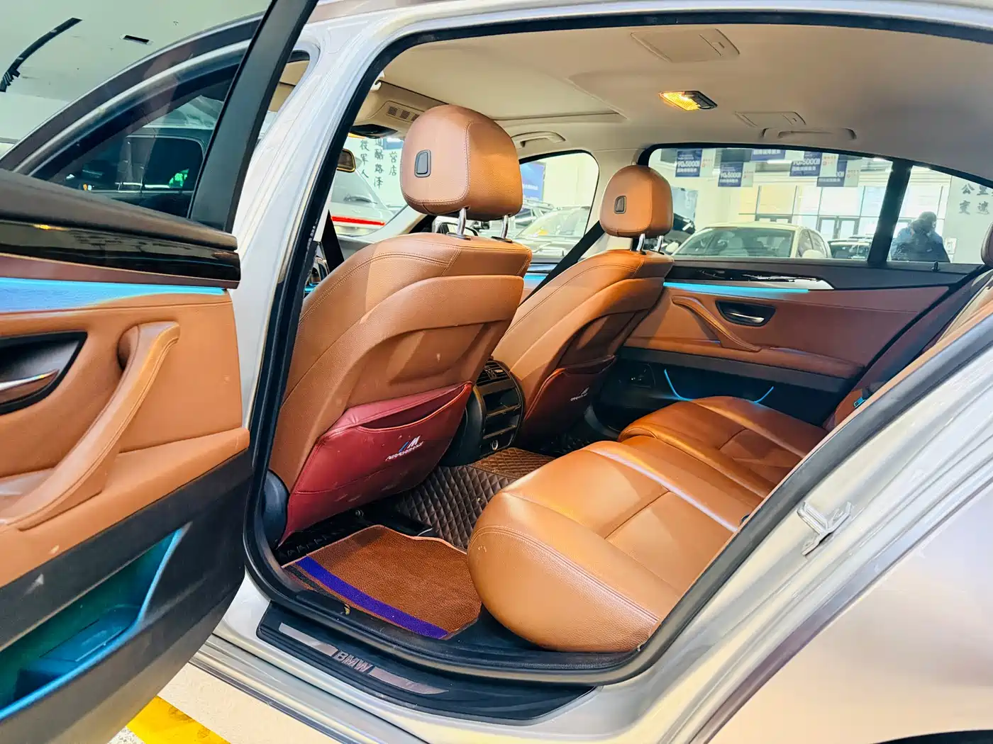 BMW 5 Series 2014 525Li Luxury Design Package фото 6