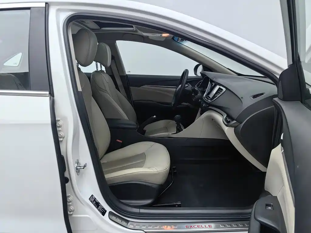 Фото 23 - Buick Excelle
