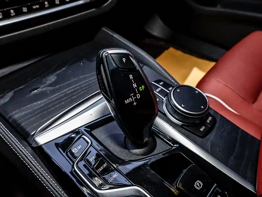 BMW 5 Series 2022 Model Second Facelift 530Li Leading M Sport Package фото 18