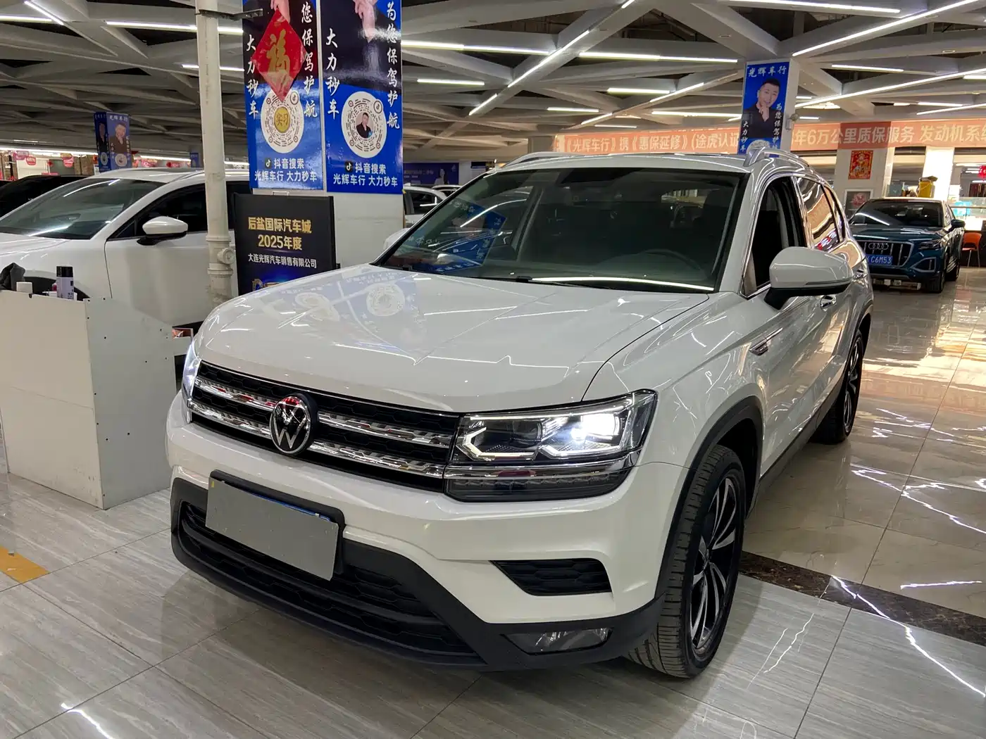 Volkswagen Tharu 2022 280TSI FWD Luxury Edition