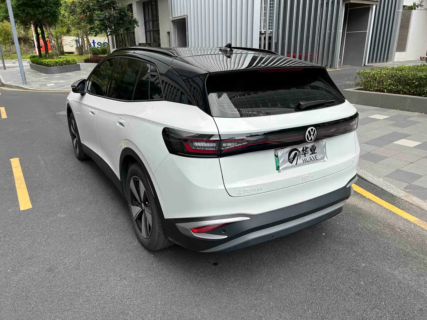 Volkswagen ID.4 X 2025 Facelift Smart Outstanding Edition фото 8