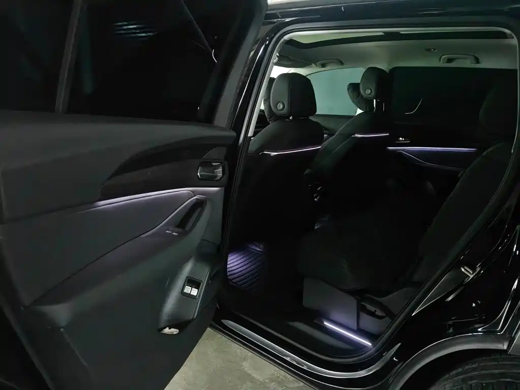 Audi Q6 2025 2024 40 TFSI quattro Cloud View Yulin Package 7-seater