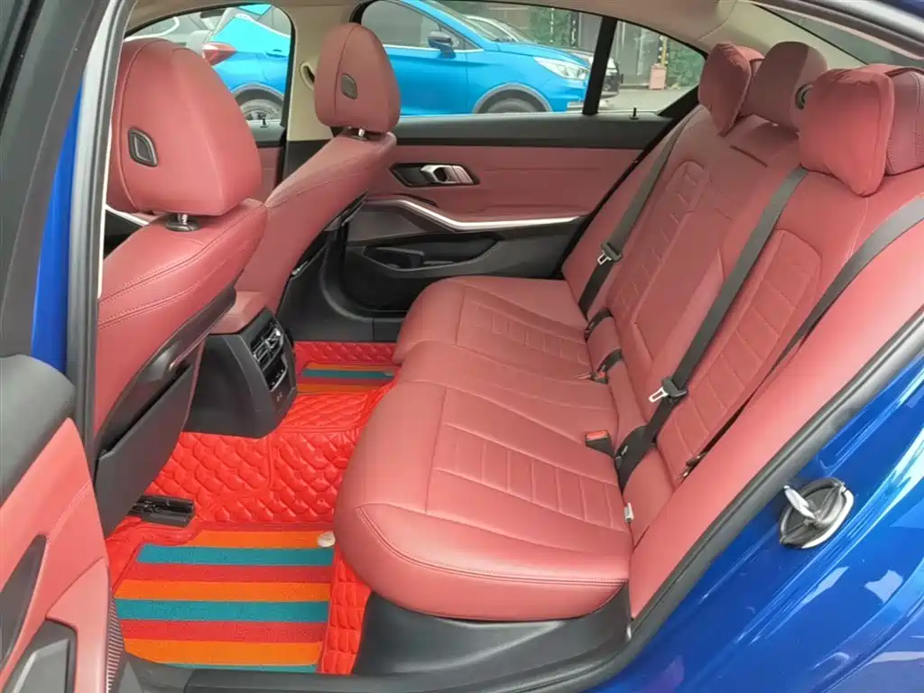 BMW 3-SERIES