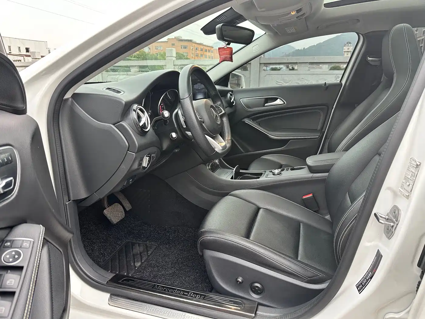 Mercedes-Benz GLA 2019 GLA 200 Dynamic фото 4