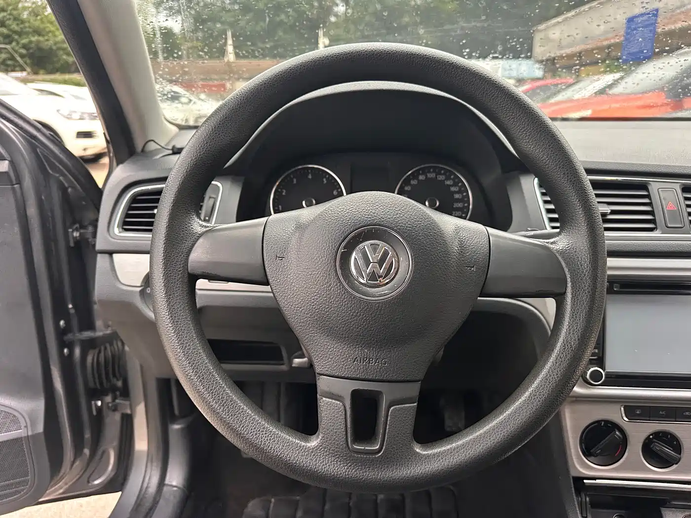 Фото 7 - Volkswagen Lavida