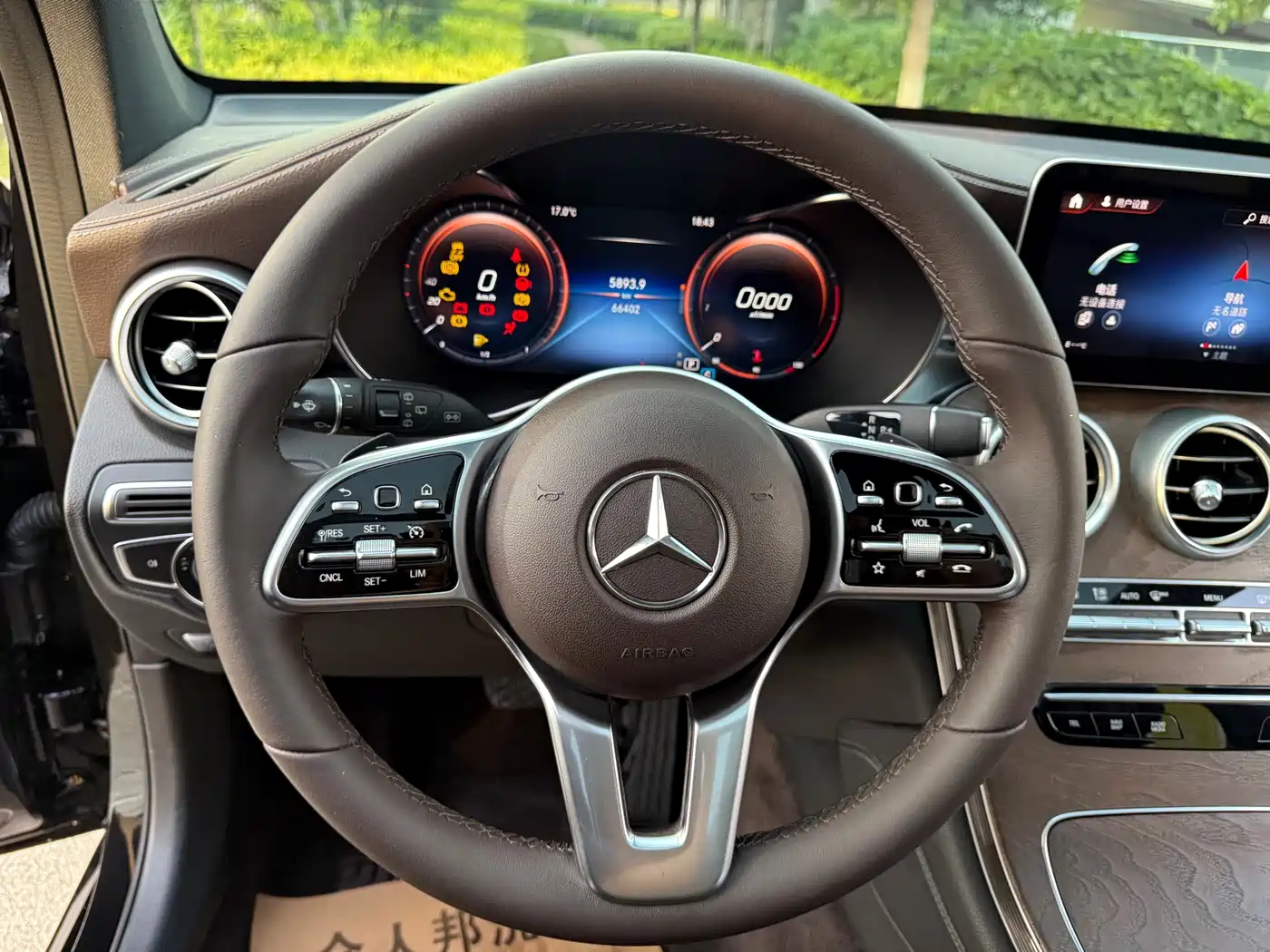 Mercedes-Benz GLC 2020 GLC 260 L 4MATIC Luxury фото 24