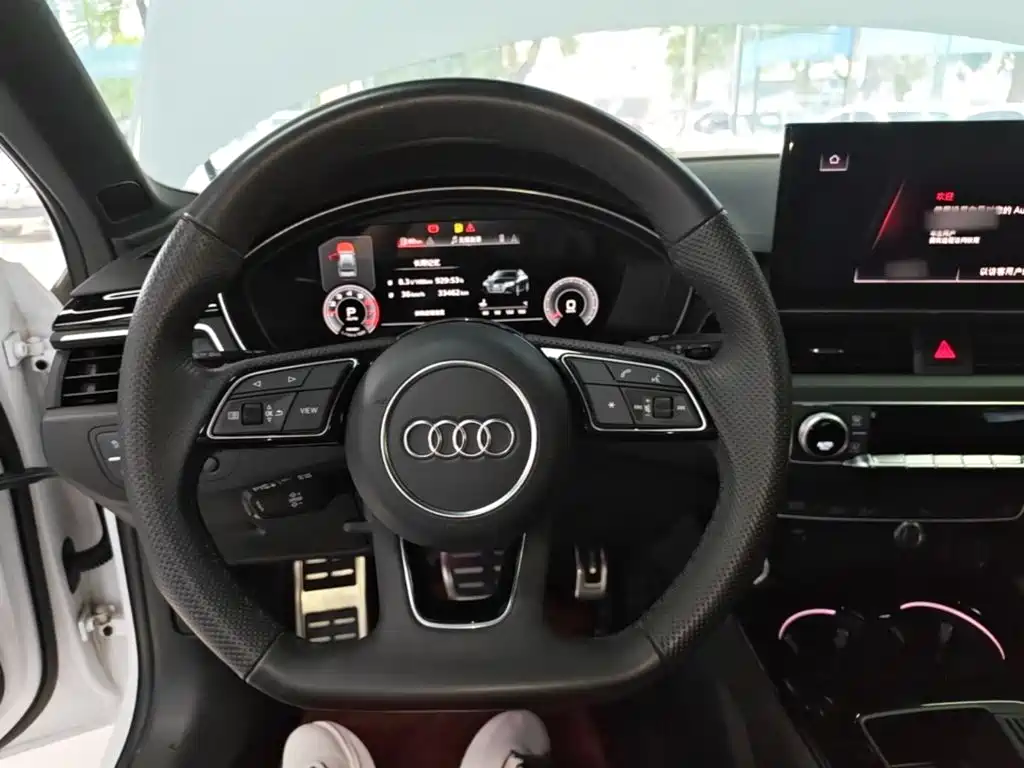 صورة 11 - Audi A4L