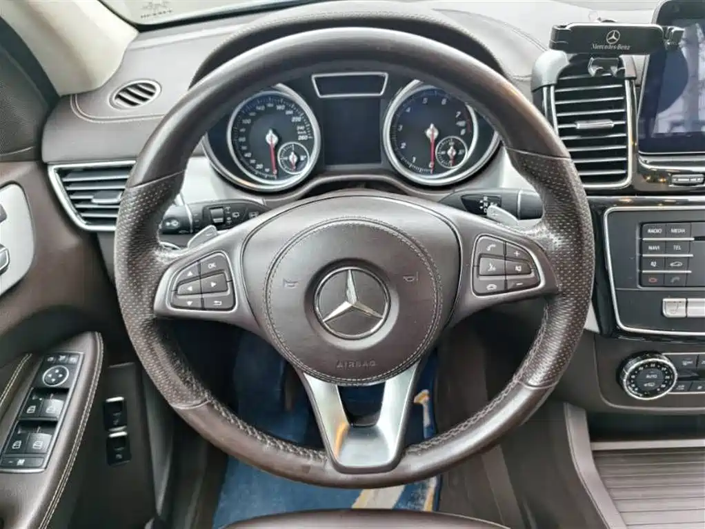 Mercedes-Benz GLS 2016 GLS 400 4MATIC Dynamic фото 17