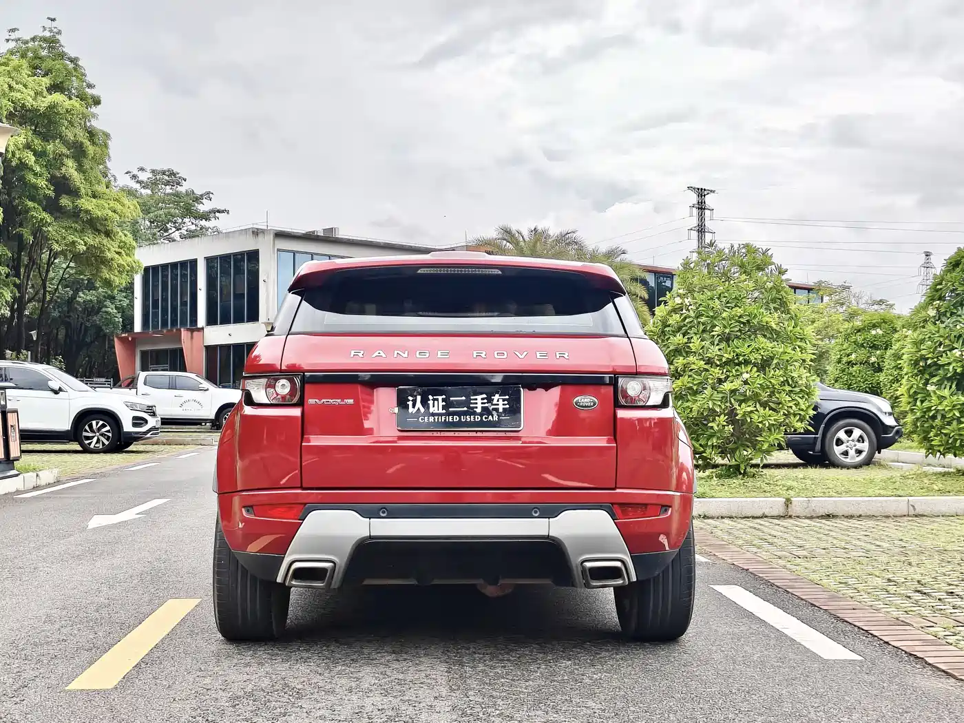 Land Rover Range Rover Evoque 2015 2.0T 5-Door Dynamic Edition фото 6