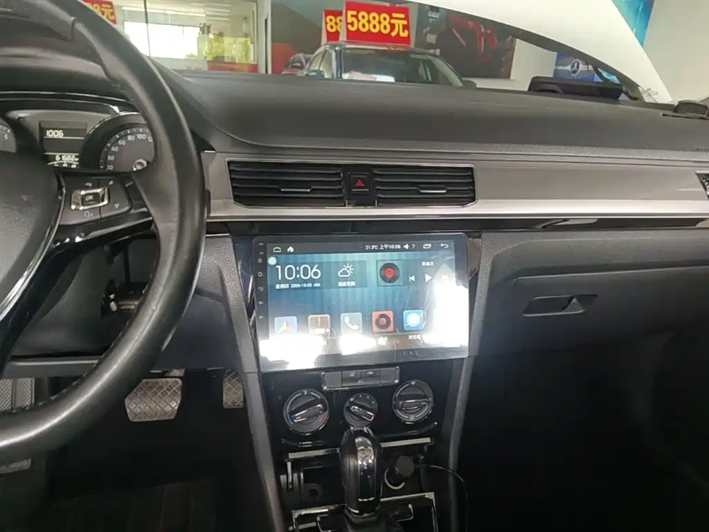 Volkswagen Bora 2018 1.5L Automatic Comfort фото 13