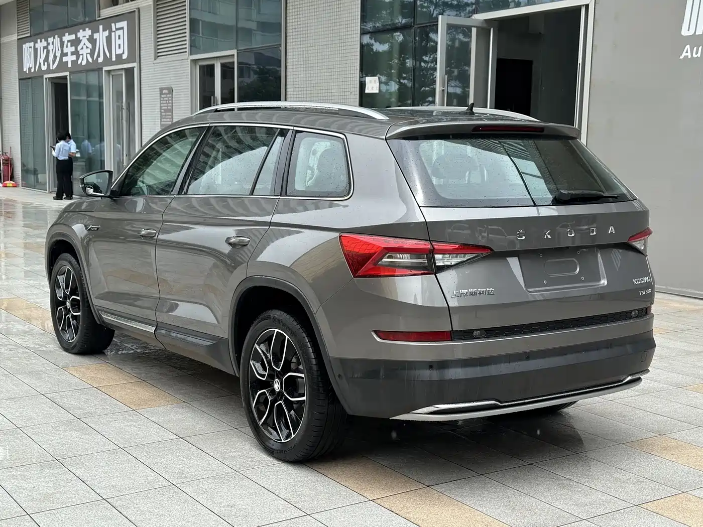 Škoda Kodiaq 2019 Facelift TSI330 7-Seater 2WD Luxury Premium Edition China VI фото 13