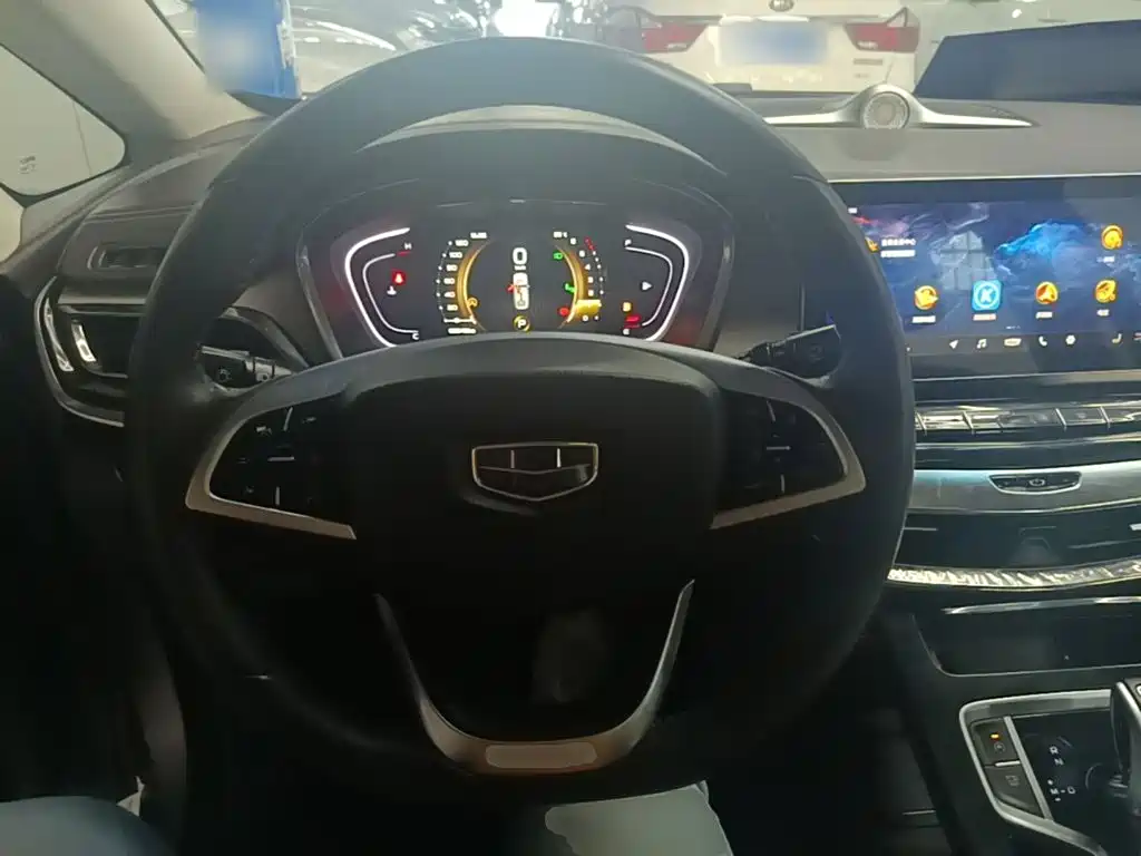 Фото 11 - Geely Jiaji