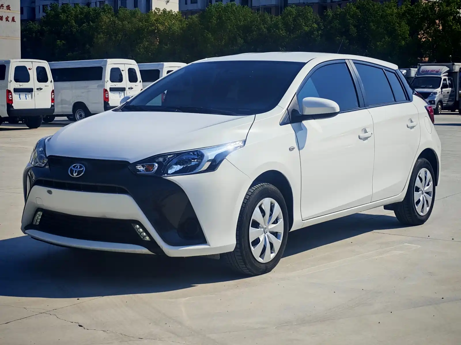 Photo 1 - Toyota YARiS L Zhi Xuan