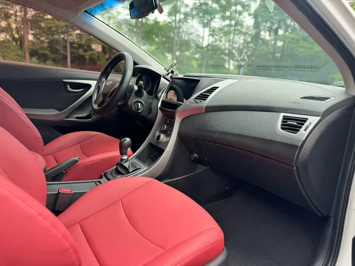 Hyundai Langdong 2015 1.6L Manual Trend фото 9