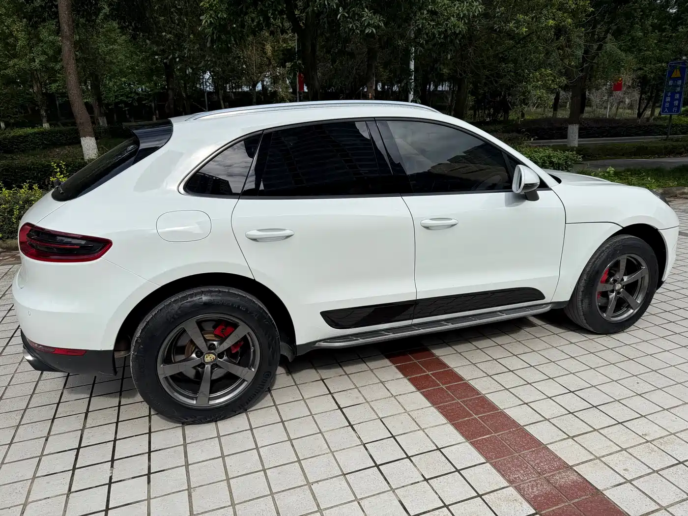 Porsche Macan 2017 Macan 2.0T фото 10