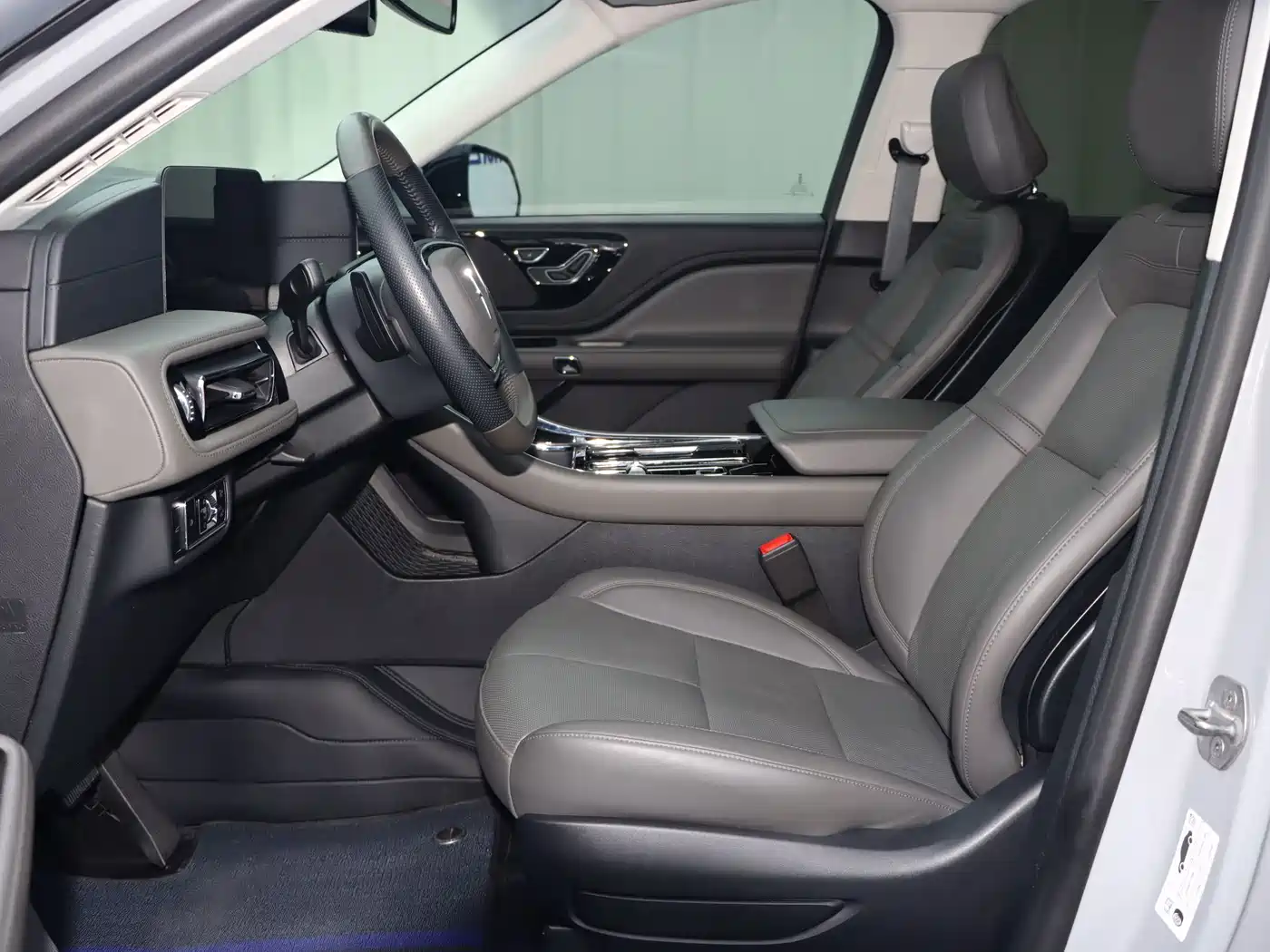 Lincoln Aviator 2025 2024 3.0T V6 AWD Elegance 6-Seater