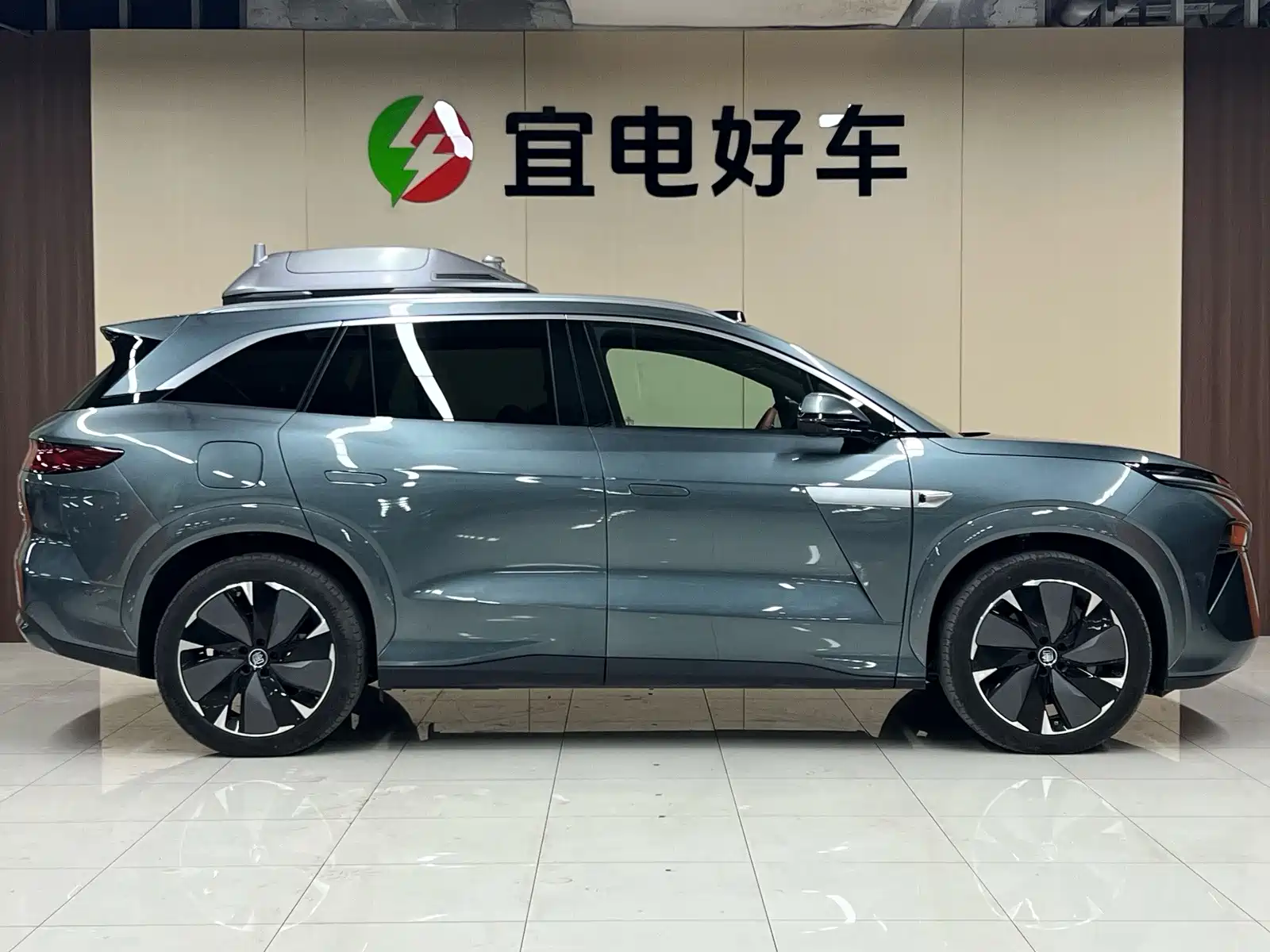 Фото 4 - BYD Tang L