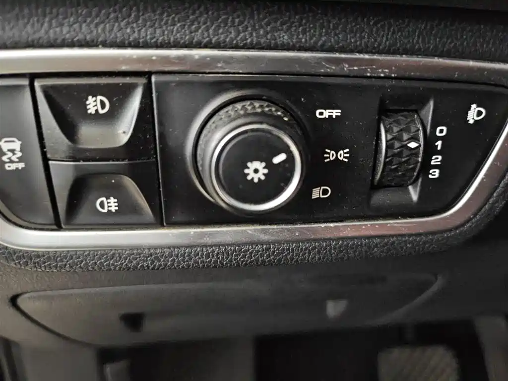 Wuling Motors Wuling Victory 2020 2020 1.5T CVT Flagship