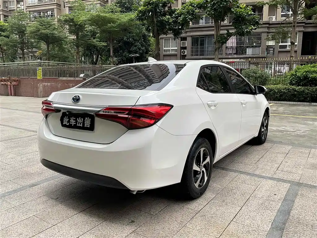 Toyota Levin 2017 Facelift Hybrid 1.8H GS E-CVT Elite Sunroof Edition China V фото 13