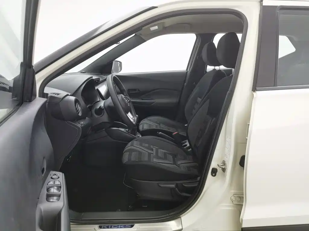 Nissan Kicks 2018 2017 1.5L Manual Cool Edition
