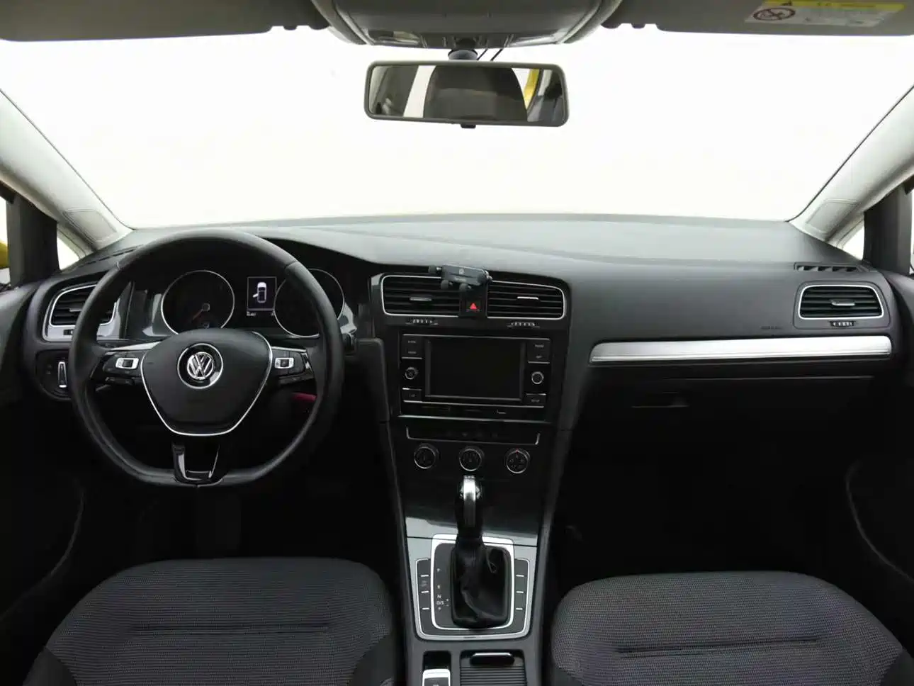 Volkswagen Golf 2018 230TSI Automatic Comfort фото 4