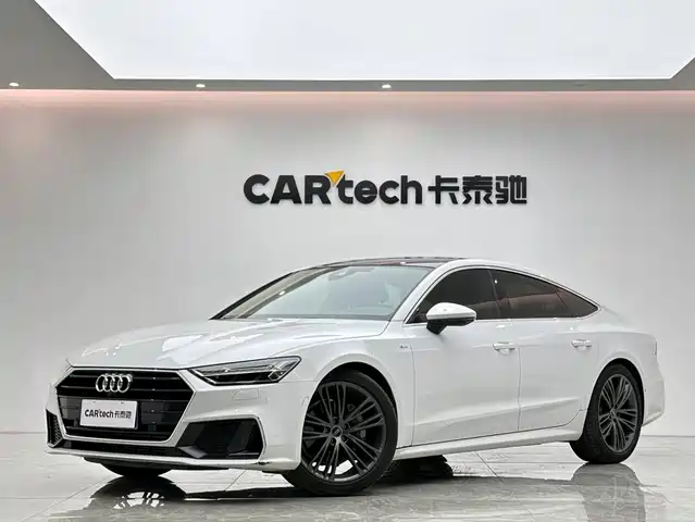 Audi A7 2023 Model 45 TFSI Premium Selection Edition — фото 1