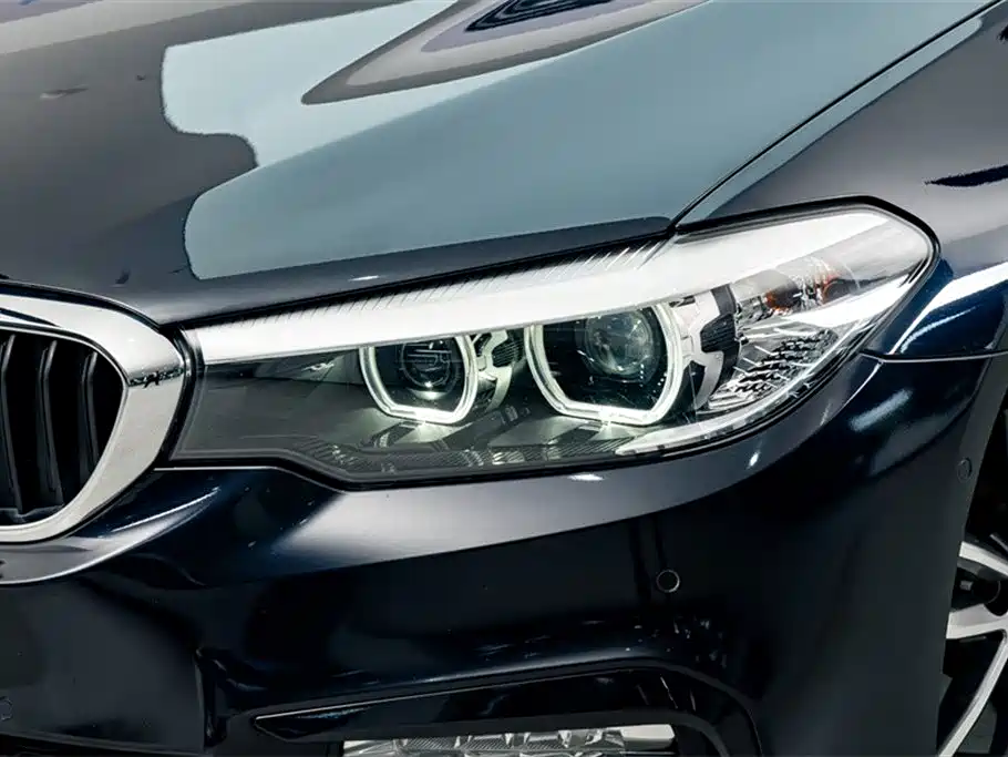BMW 5 Series 2018 525Li M Sport Package фото 4