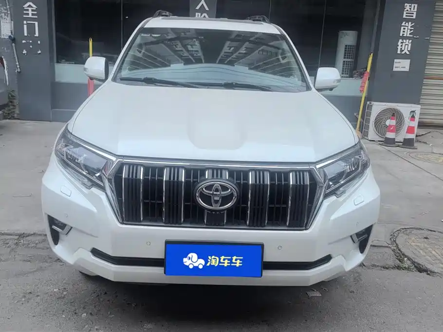 Toyota Prado 2018 3.5L Auto TX фото 2
