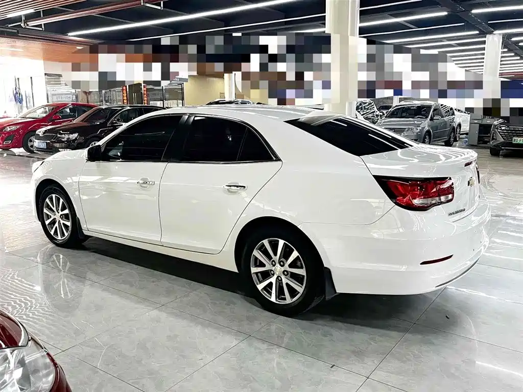 Chevrolet Malibu 2017 1.5T Automatic Luxury Edition фото 6