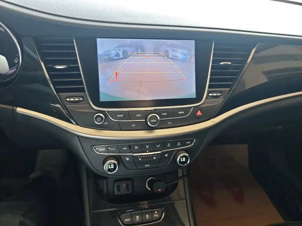 Photo 13 - Buick Verano