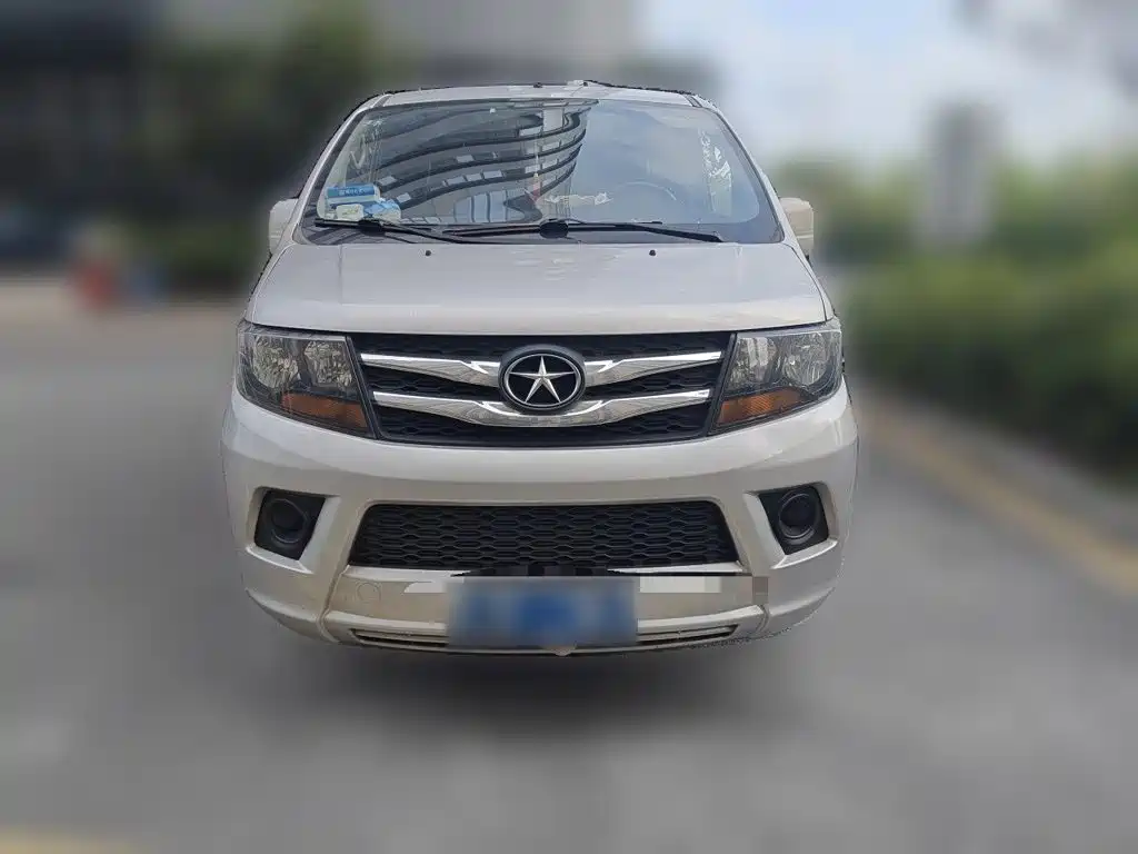 JAC Refine M3 2017 2015 Maker Edition 1.6L Luxury