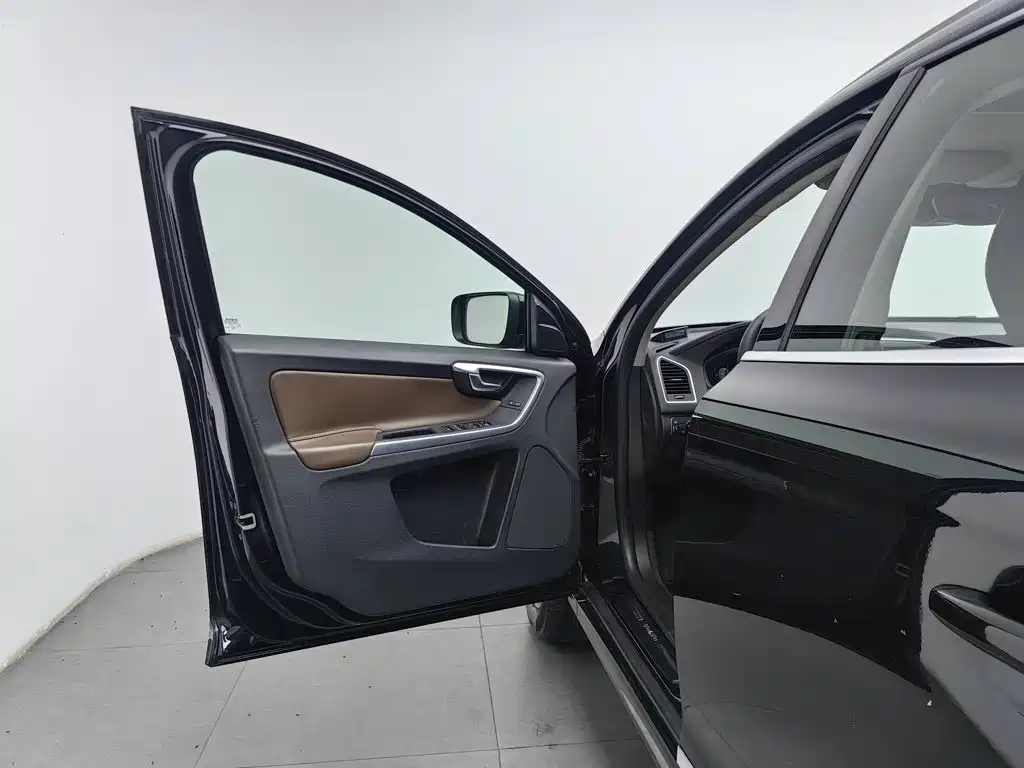 Volvo XC60 2015 2015 T5 AWD Smart Distance Edition