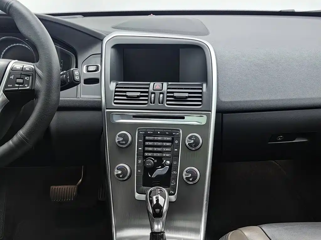 Photo 12 - Volvo XC60