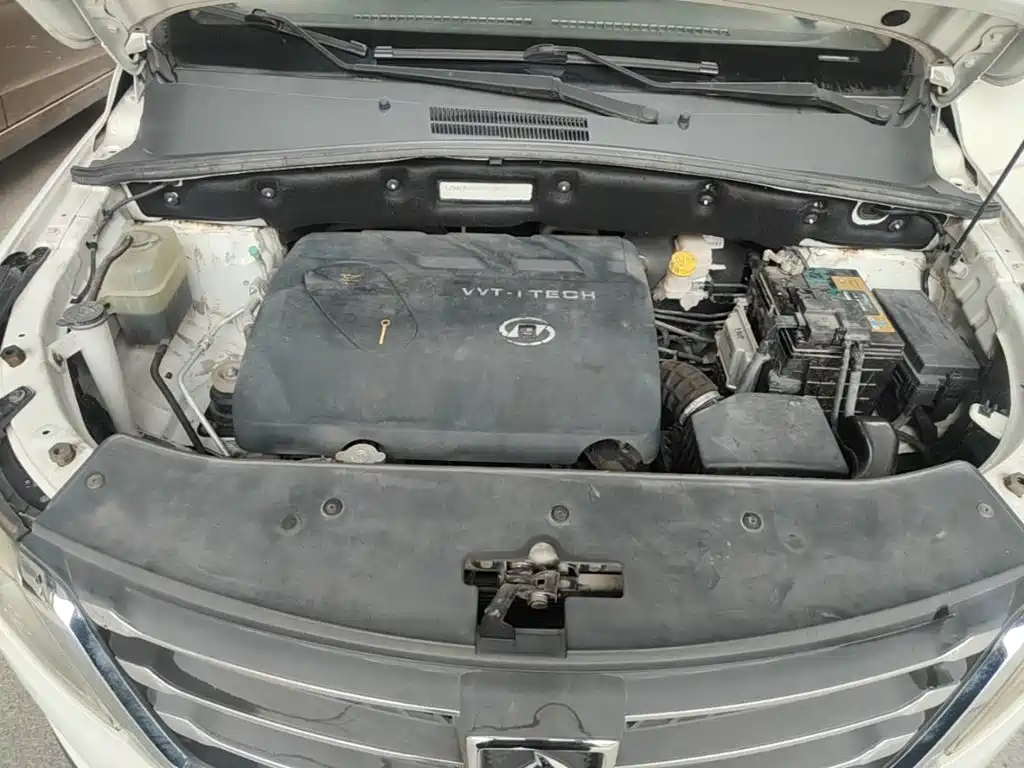 Baojun 560 2017 2016 1.8L iAMT Luxury