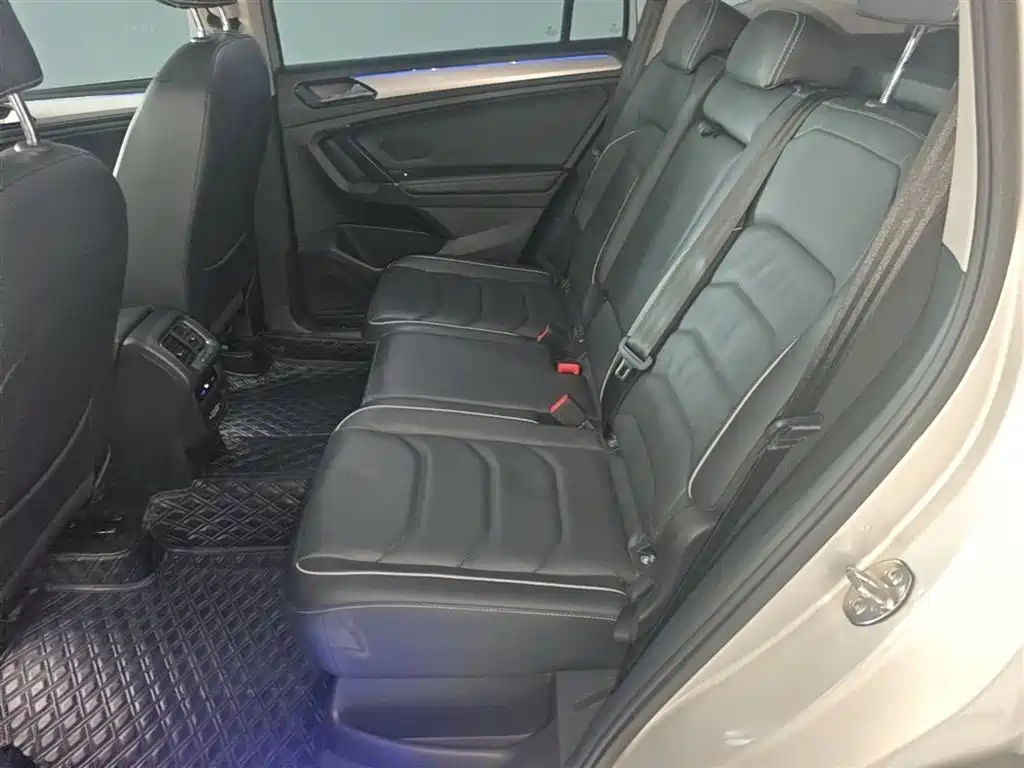 Volkswagen Tiguan L PHEV 2021 430PHEV Plug-in Hybrid Flagship фото 17