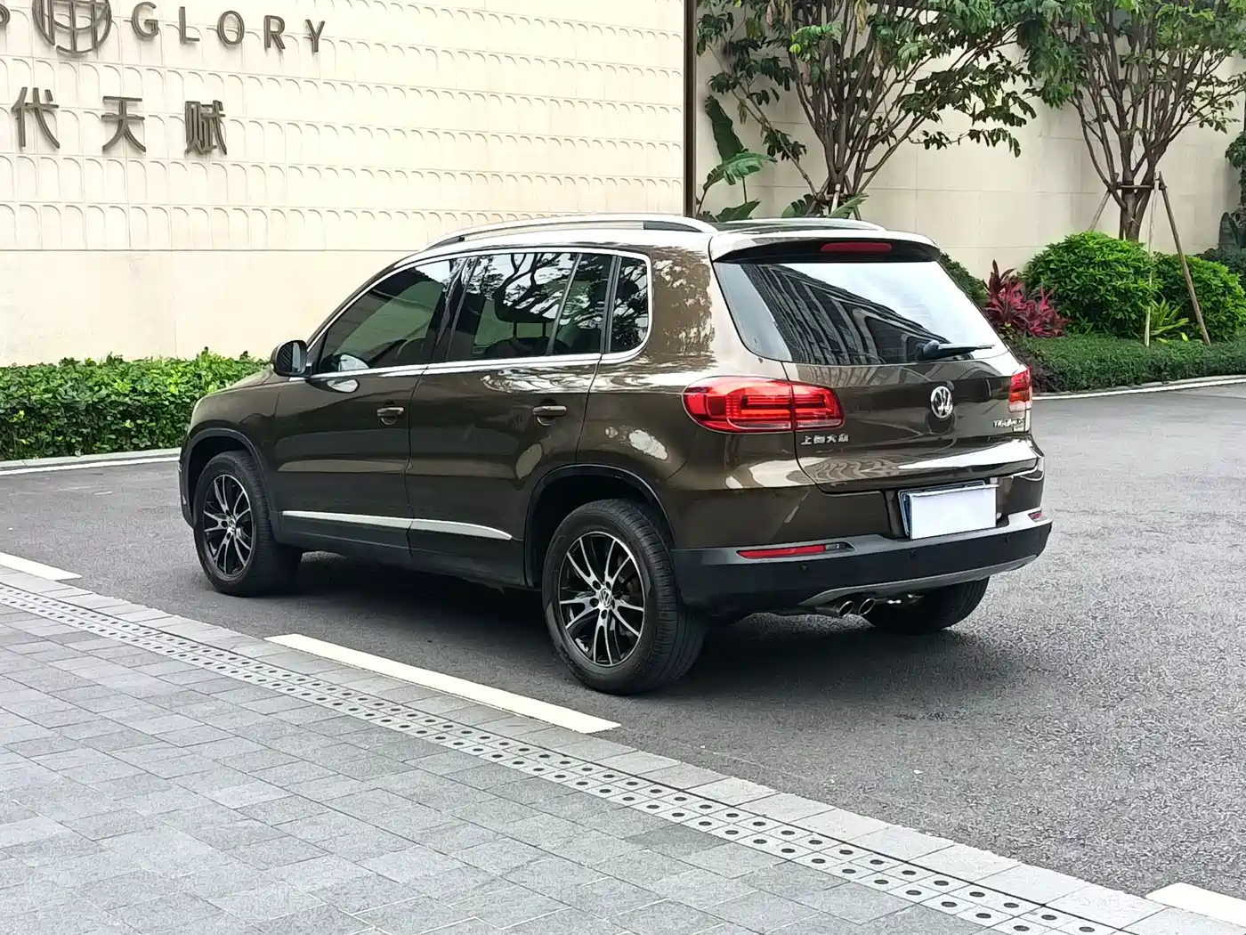 Volkswagen Tiguan 2013 1.8TSI Auto 4WD Luxury фото 6