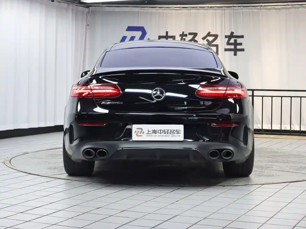 Mercedes-Benz E-Class, миниатюра 18