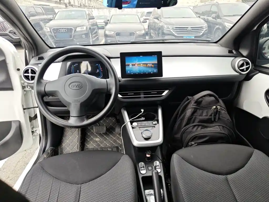 BYD e1 2020 2020 Smart Comfort